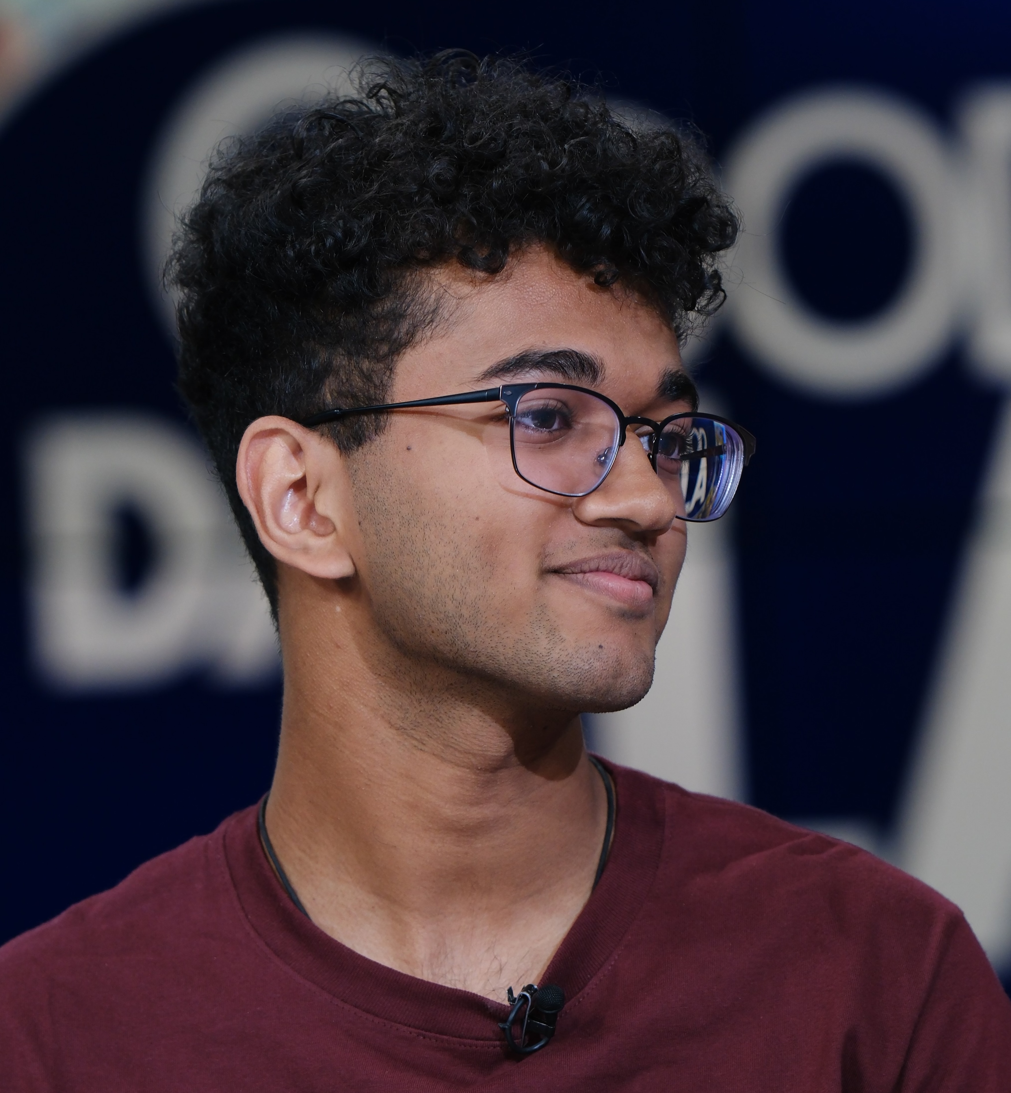 Arul Mathur headshot